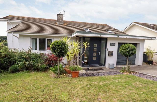 PASADENA, pet friendly, country holiday cottage in Newquay