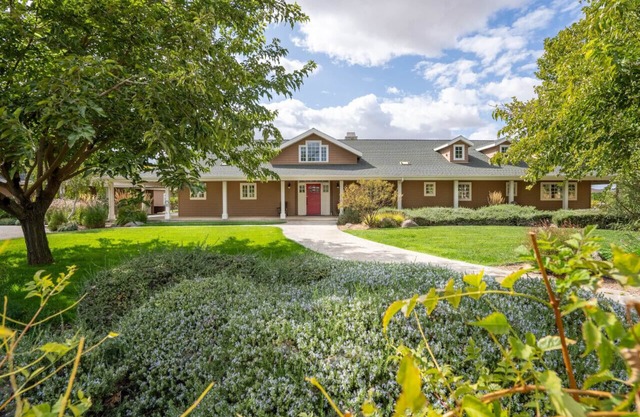 DES MOMENTS DE PLAISIR! - Superbe maison ranch tentaculaire nichée dans la région viticole de Paso Robles