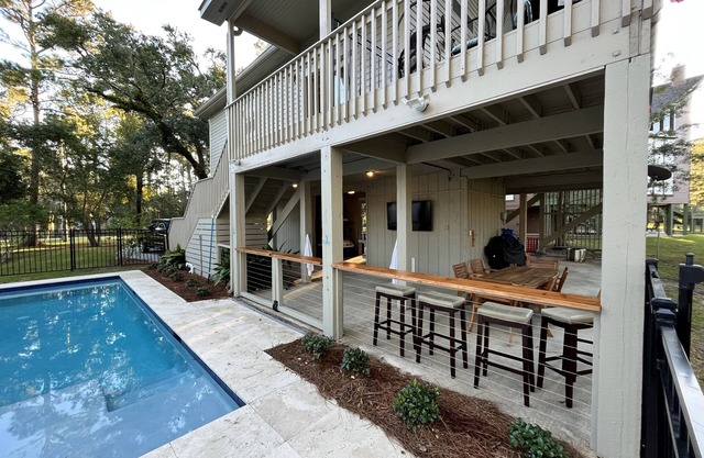 Pass Christian Waterfront w/ Private HEATED Pool & Beautiful Back Porch