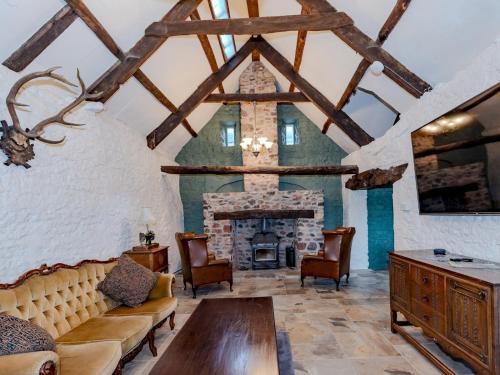 Pass the Keys 3 Bedroom Cottage Draycott Wells