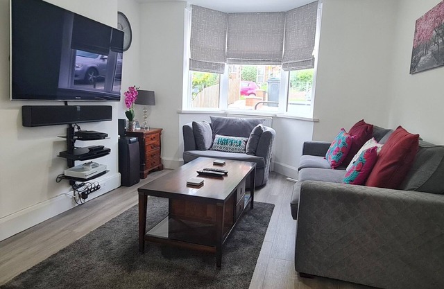 Pass the Keys | Attractive Modern 2 Bedroom House in Harborne