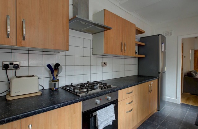 Pass the Keys | Colourful property sleeps 6