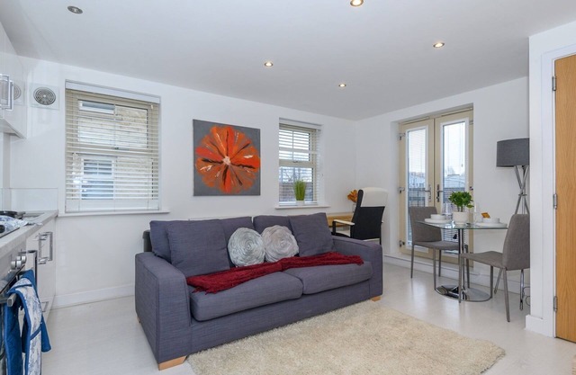 Pass the Keys | Corner by the Canal - Leeds Central Duplex
