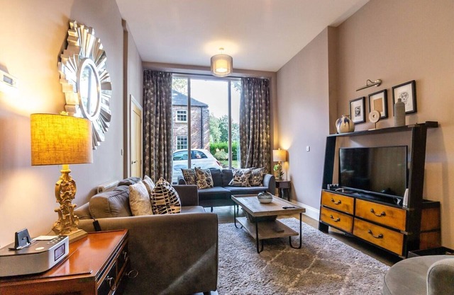 Pass the Keys | No. 1 - Laurel Cottage