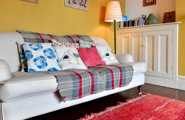 Pass the Keys | Period 5 bed house on the Gower with Sea Views