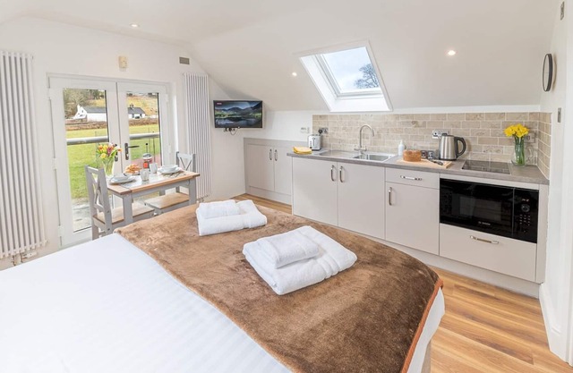 Pass the Keys | Stylish studio with views and free parking
