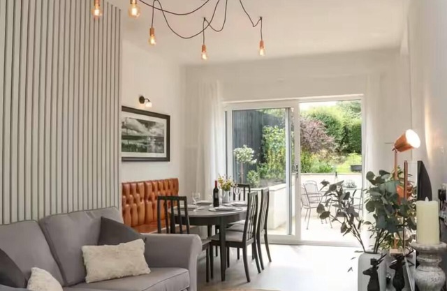 Pass the Keys | The Cabin Stylish and Elegant for 4 and Furry Friends