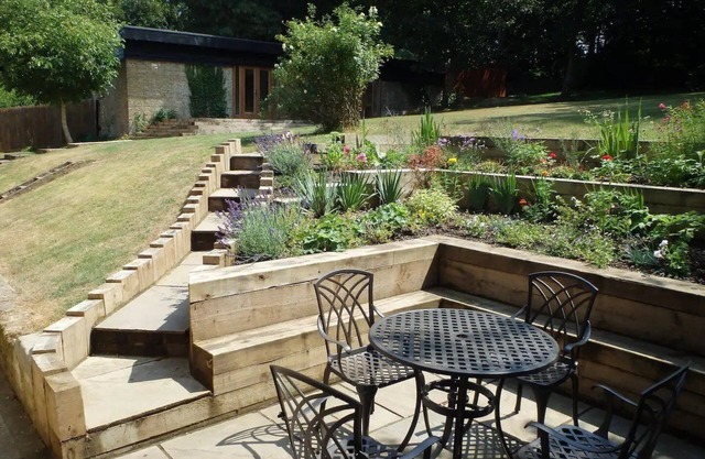 Pass the Keys | ★Tulip Tree Cottage★ Huge Garden+dog friendly