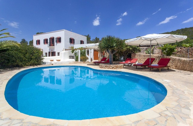 Villa Pau de Baix à 2 minutes de Santa Inés