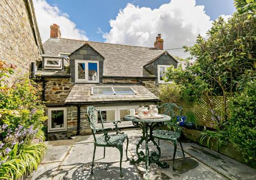 Pauntley Cottage