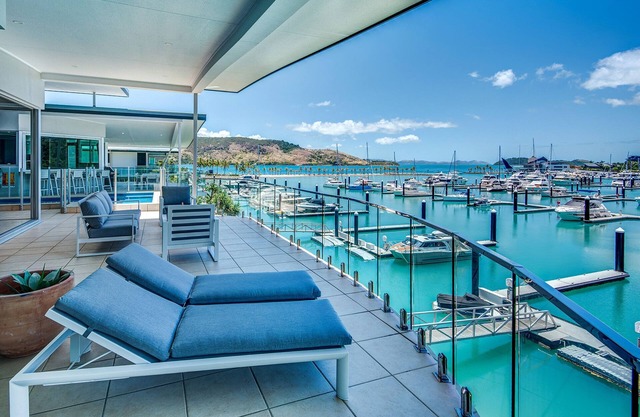 Pavillions Penthouse 5