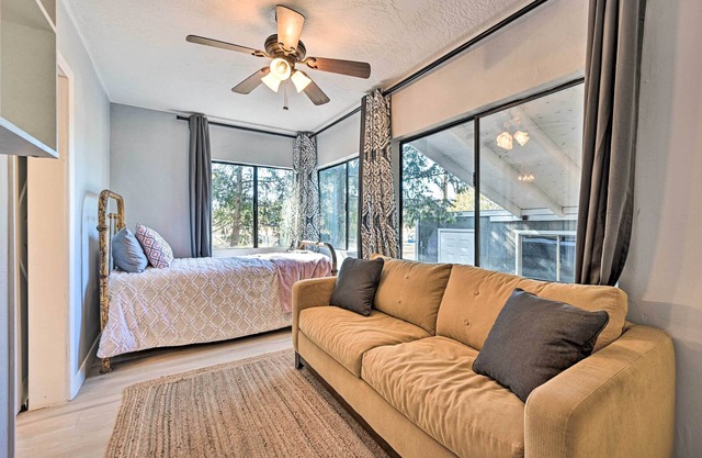 NEW! Payson 'Sunshine Cottage' - Pets Welcome!