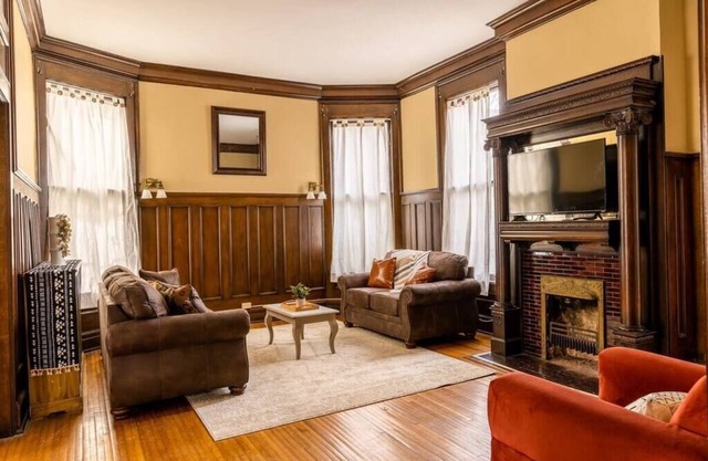 Peabody 1, 2 bedroom Main Floor Apartment