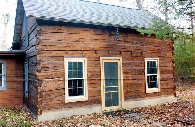Peace Lodge - Cabane en rondins taillés à la main dans les bois