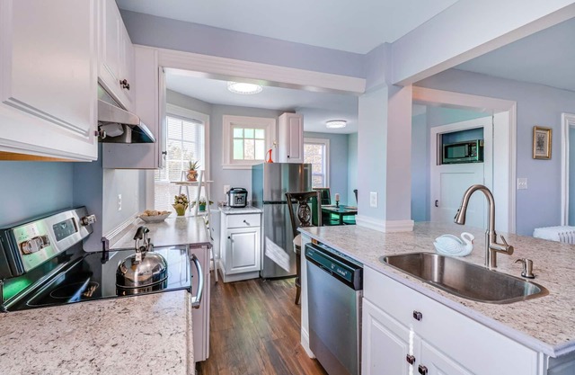Peaceful 2-Bedroom Estate for Monthly/Bi-weekly Stay on Eastern Shore