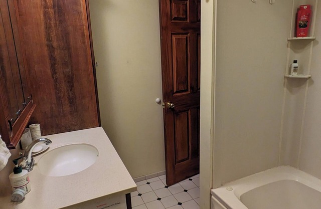 Peaceful 3 BR ranch in rural Chester Take a break and unwind at our oasis.