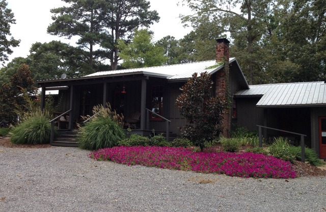 Chalet paisible sur 8 acres boisés à 3 milles du campus MSU