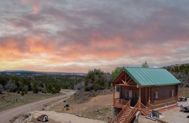Woodland Retreat by Jerny Destinations