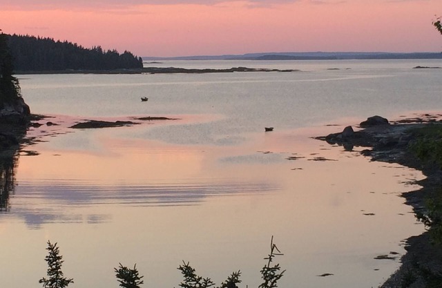 Chalet paisible avec vue sur la crique privée sur l'île de Maine