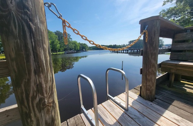 Peaceful Cottage on Lake Murray in Saluda
