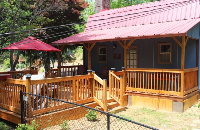 Cottage paisible / Animaux acceptés / Chambre Loft / Deck & Grill