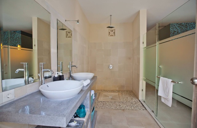 Villa paisible et confortable avec piscine privée et bon Internet (Mia)