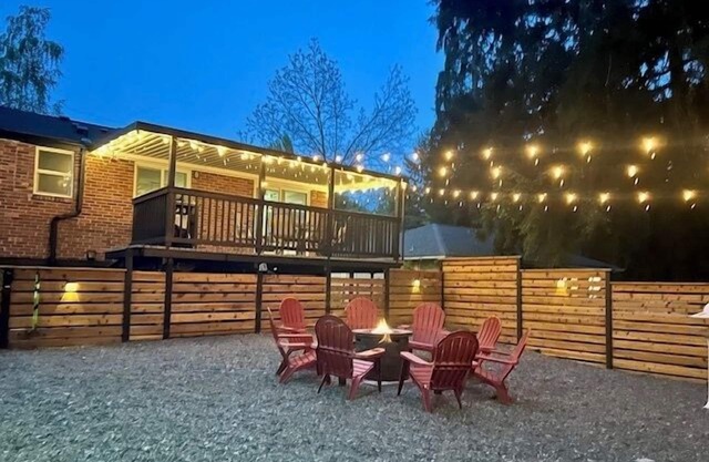 Serene Retreat Pet & Child Friendly+Fire Pit BBQ & Creek/Forest