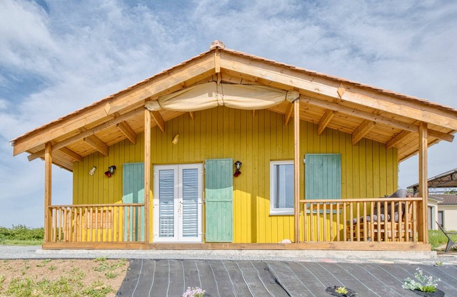 Chalet 'De Campagne En Dordogne' avec terrasse privée et jardin privé