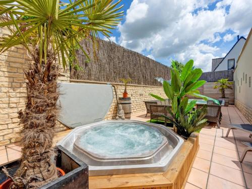 Peaceful Getaway with Spa