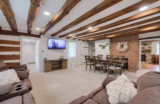 Peaceful Hollow | 4 Bed, 2 Bath
