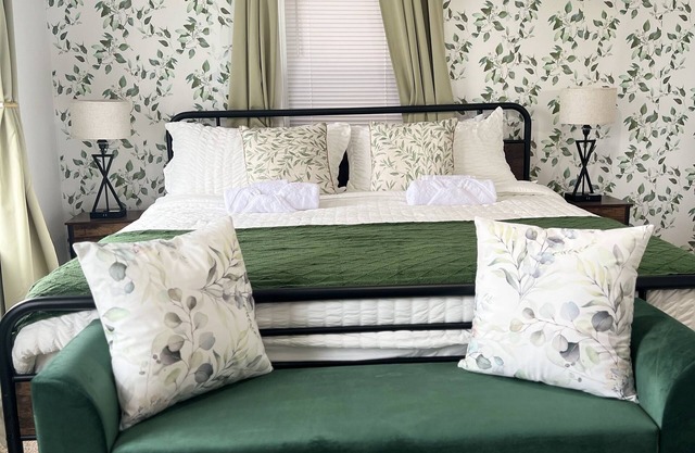 Peaceful home away from home in Hazleton PA. Close to many attractions.