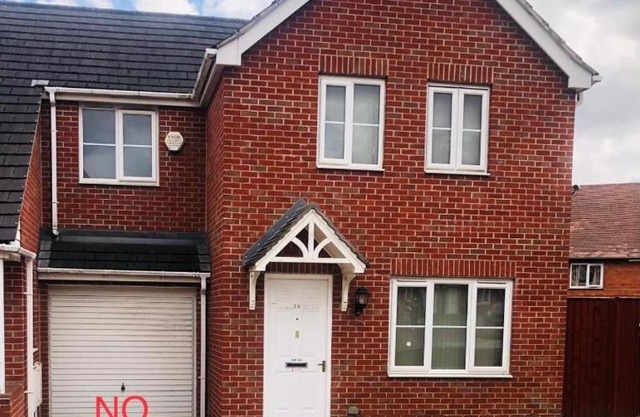 Peaceful House Share in Nottingham Sleeping up to 4 People!
