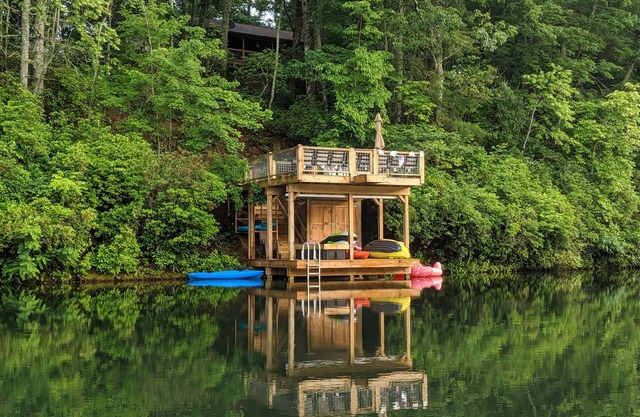 Lake Retreat pour jusqu'à 16 personnes!