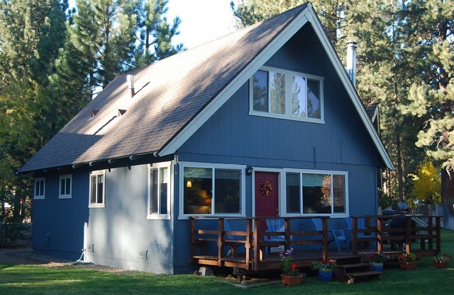 Paisible petit chalet niché dans les bois Highland