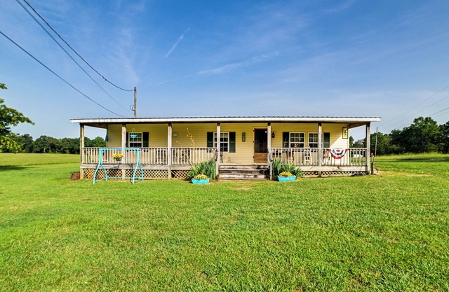 Peaceful McEwen Home w/ Spacious Yard!