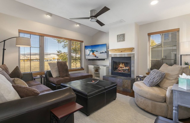 Quiet Comfort Vacation Home with Workspace & Garage.