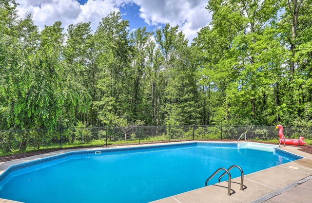 NEW! Peaceful New Jersey Retreat w/ Private Pool!