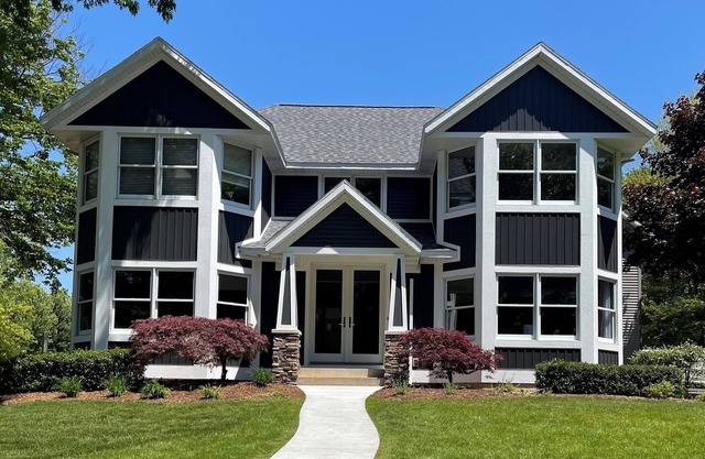 Peaceful Retreat. 4 acres 8 BR, 3.5 baths, 4500 sq. ft.