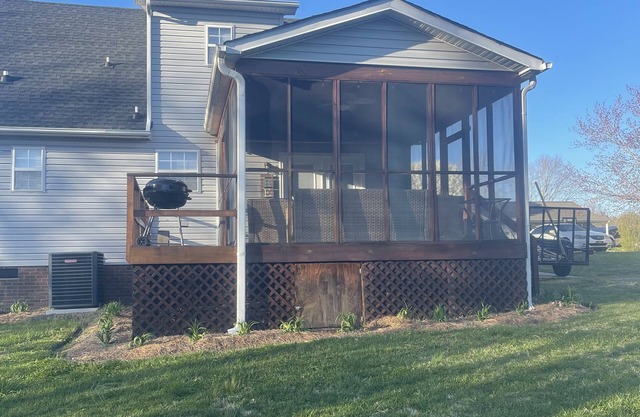 Peaceful retreat- 6 miles from HP Furniture Market