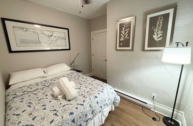 Peaceful River Space – Minutes to Downtown Fun