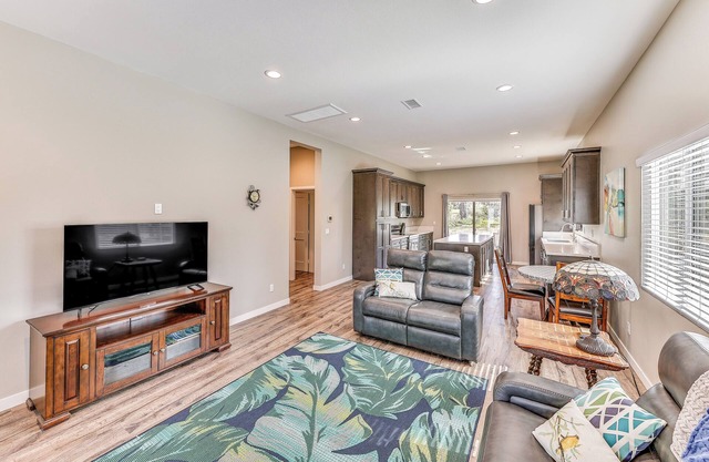 Peaceful Riverside Home w/ Patio, 7 Mi to Downtown