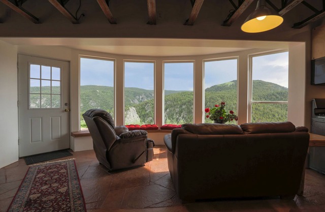 Peaceful Rocky Mountain Retreat @ Dream Canyon w / Panoramic views-20 min to Bldr