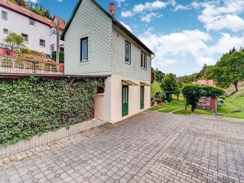 Peaceful Thuringian Forest Stay