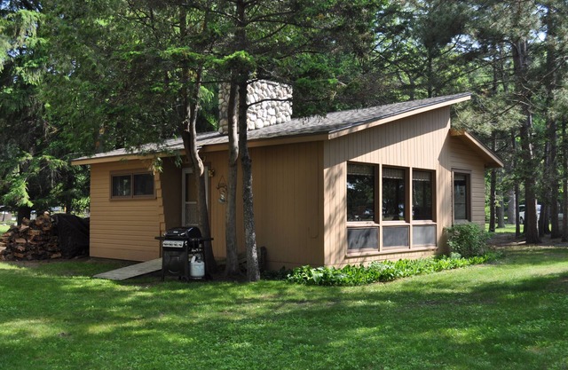 Villa paisible sur les rives du sable de sucre du lac Big Glen!