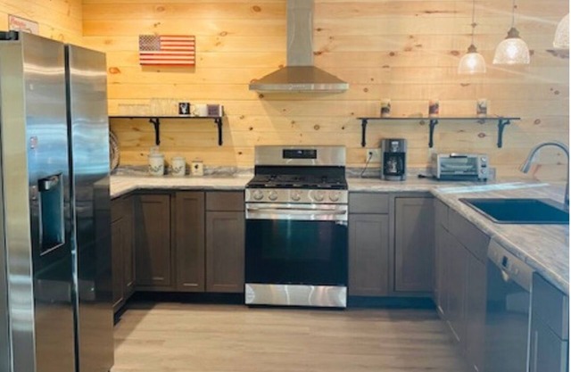 New Peaceful Home located on Mattanawcook Pond, Lincoln