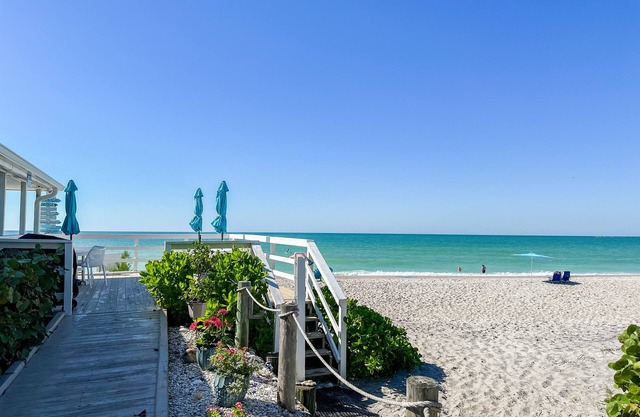Pearl Beach Inn