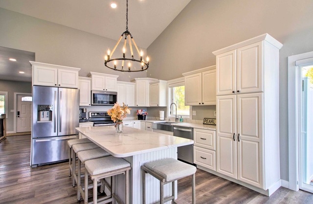 Pearl Lake Retreat w/ Dock & Stunning Views!