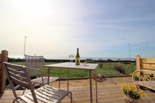 Pebbles Beach House By Air Premier