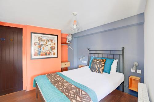 Peckham Rooms Hotel by Belvilla London