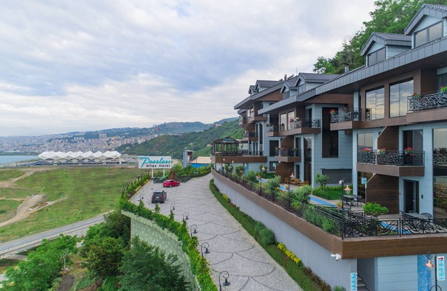Peerless Villas Hotel